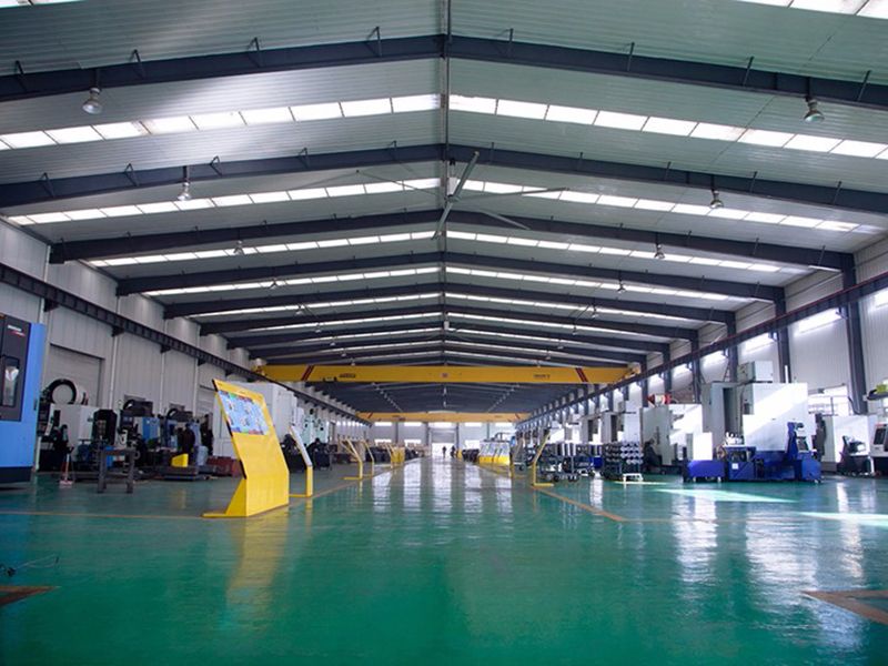 新型起重機(jī)數(shù)控機(jī)加工中心